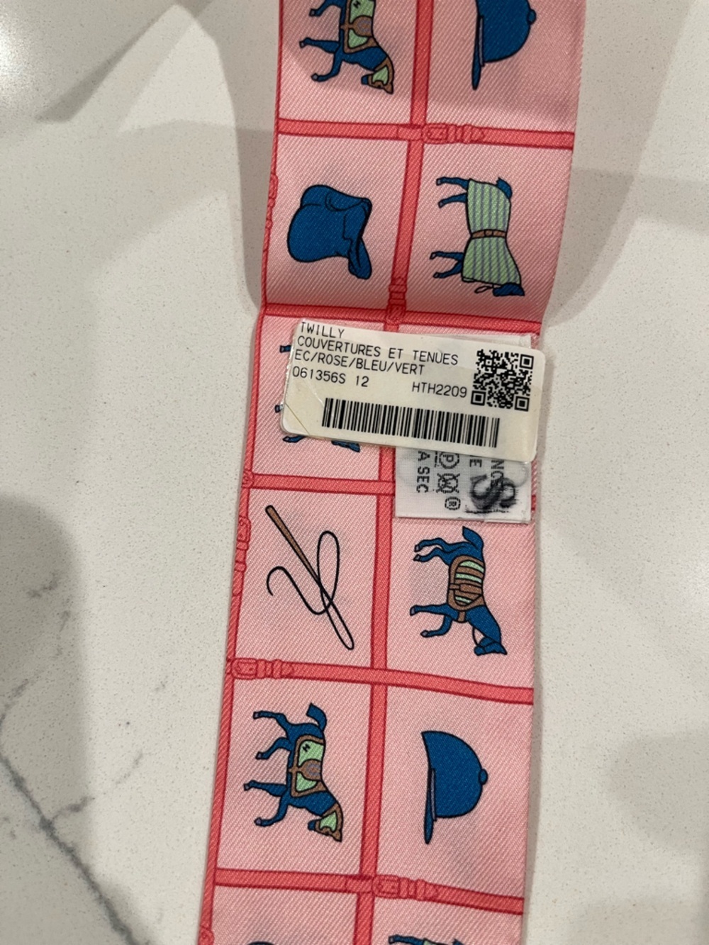 NWT HERMES COUVERTURES ET TENUES DE JOUR TWILLY Scarf Pink - Picture 6 of 6